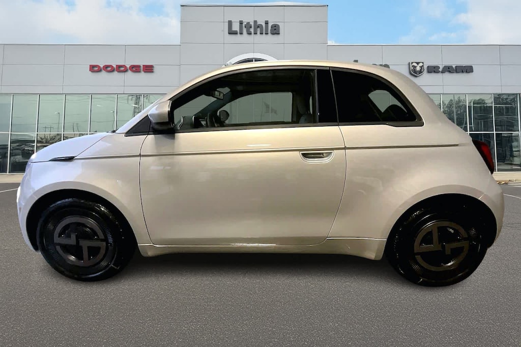 New 2025 FIAT 500e Giorgio Armani Hatchback