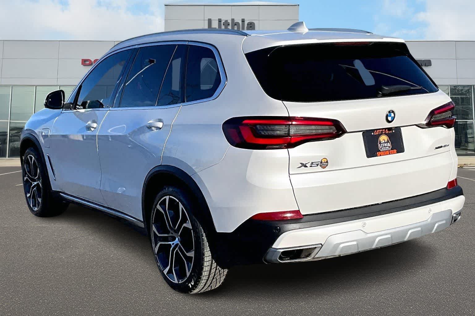 Thumbnail: 2021 BMW X5 - 4