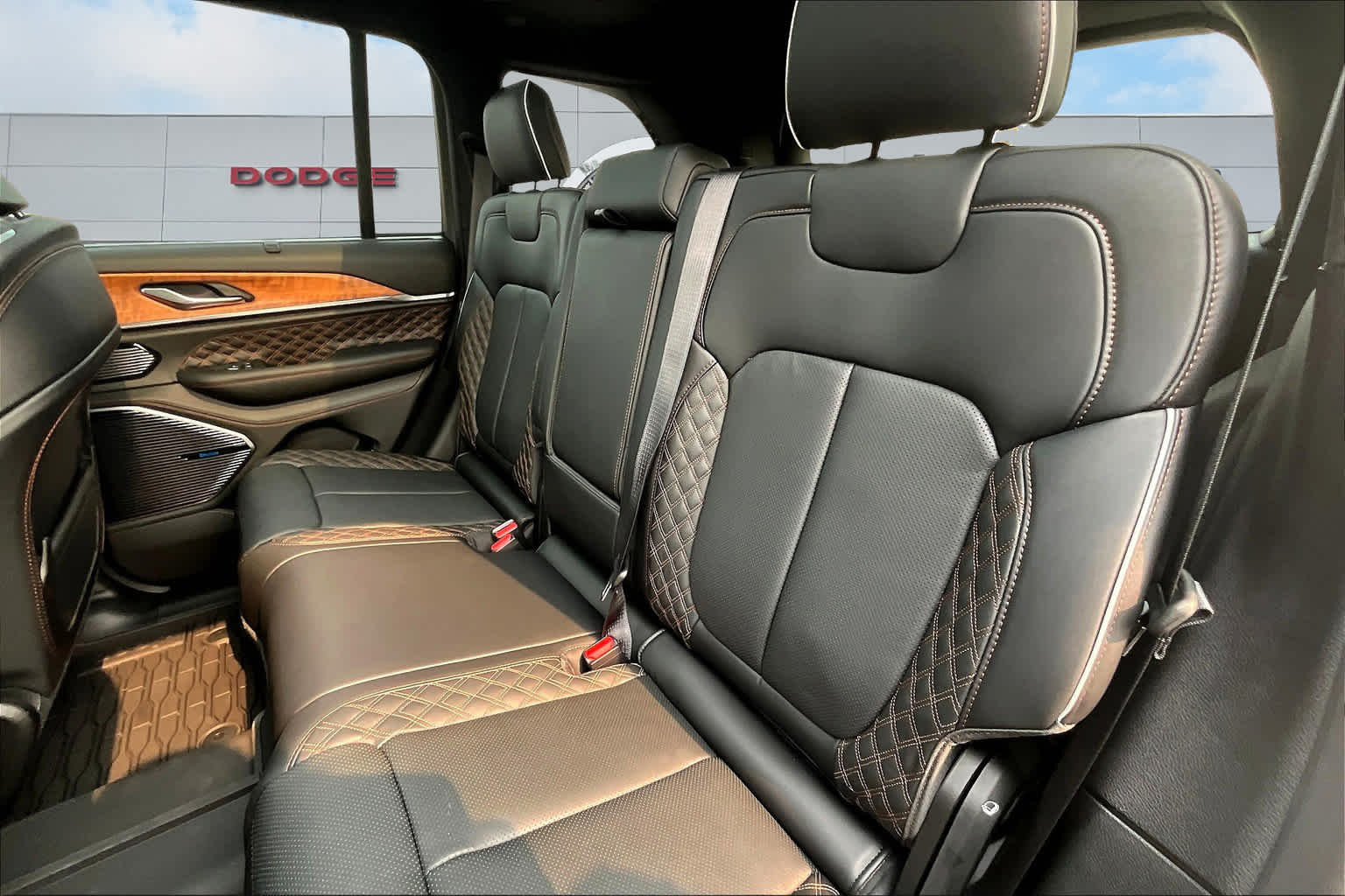 Thumbnail: 2025 Jeep Grand Cherokee - 13