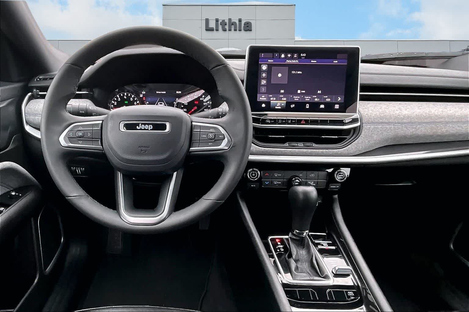 Thumbnail: 2024 Jeep Compass - 15