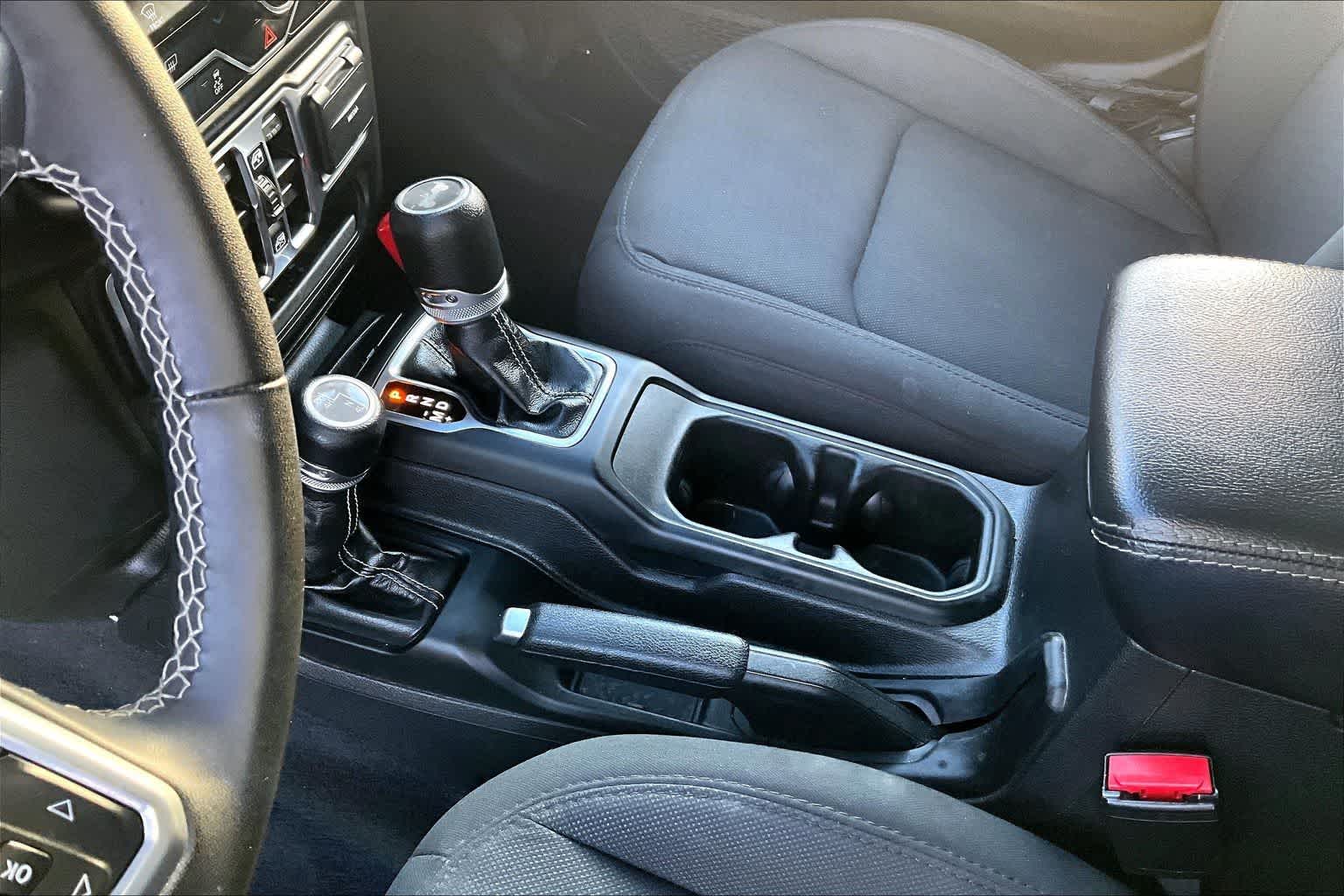 Thumbnail: 2023 Jeep Wrangler - 17