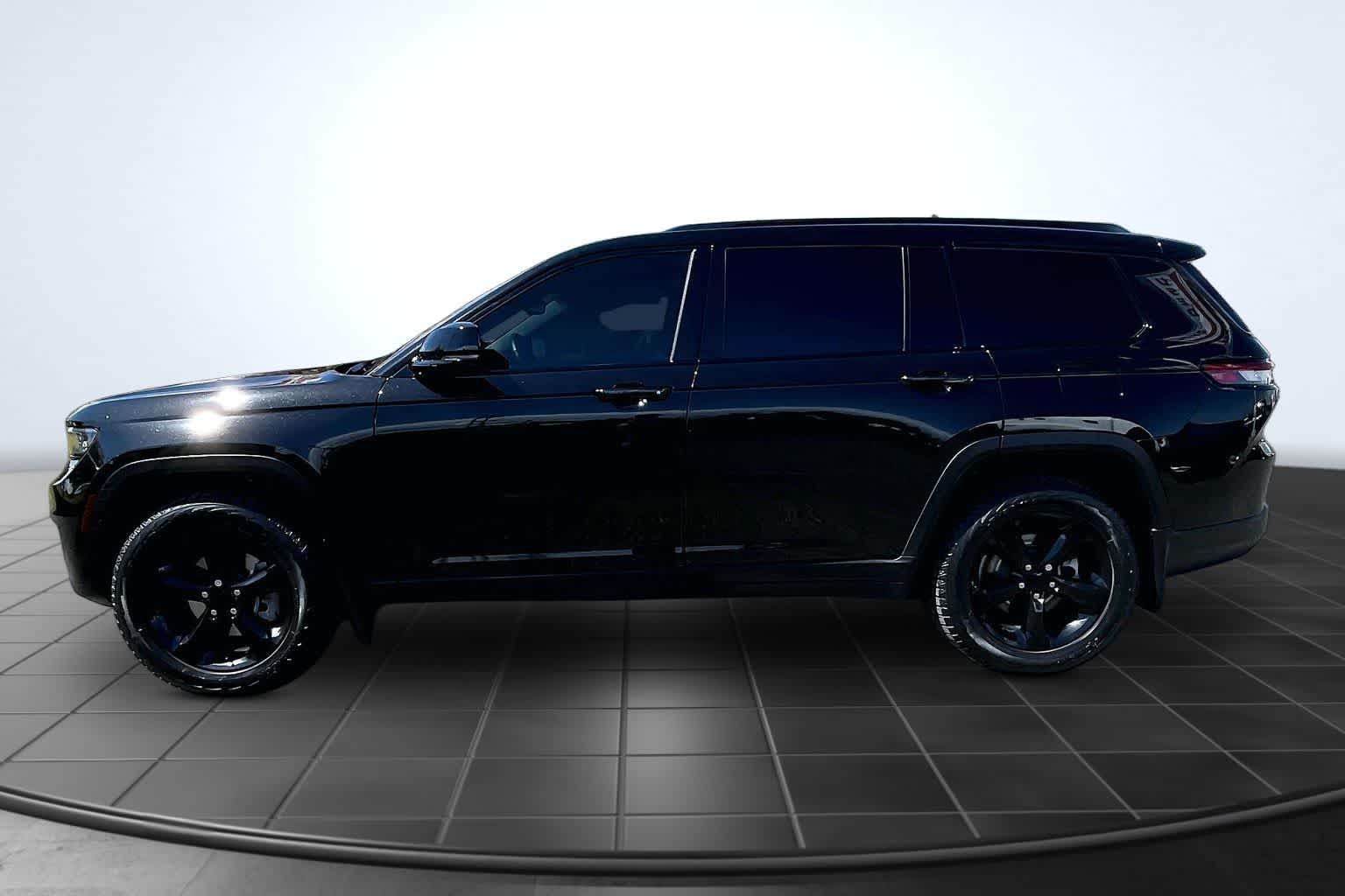 Thumbnail: 2021 Jeep Grand Cherokee L - 3
