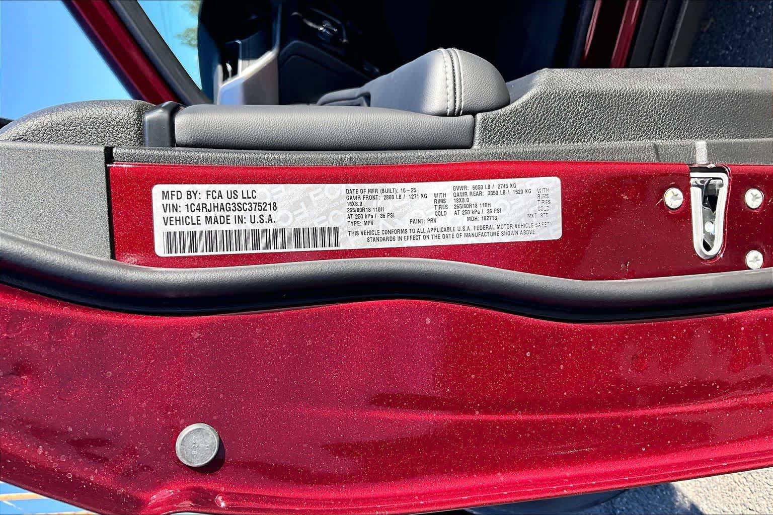 Thumbnail: 2025 Jeep Grand Cherokee - 21