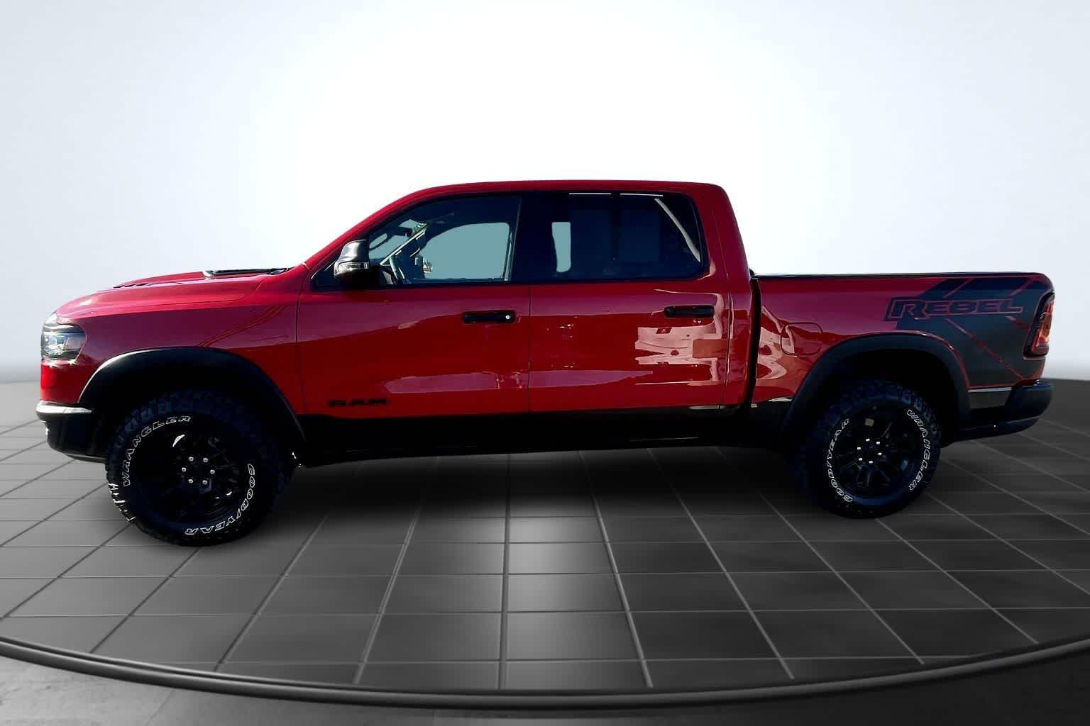 Thumbnail: 2025 RAM 1500 - 3