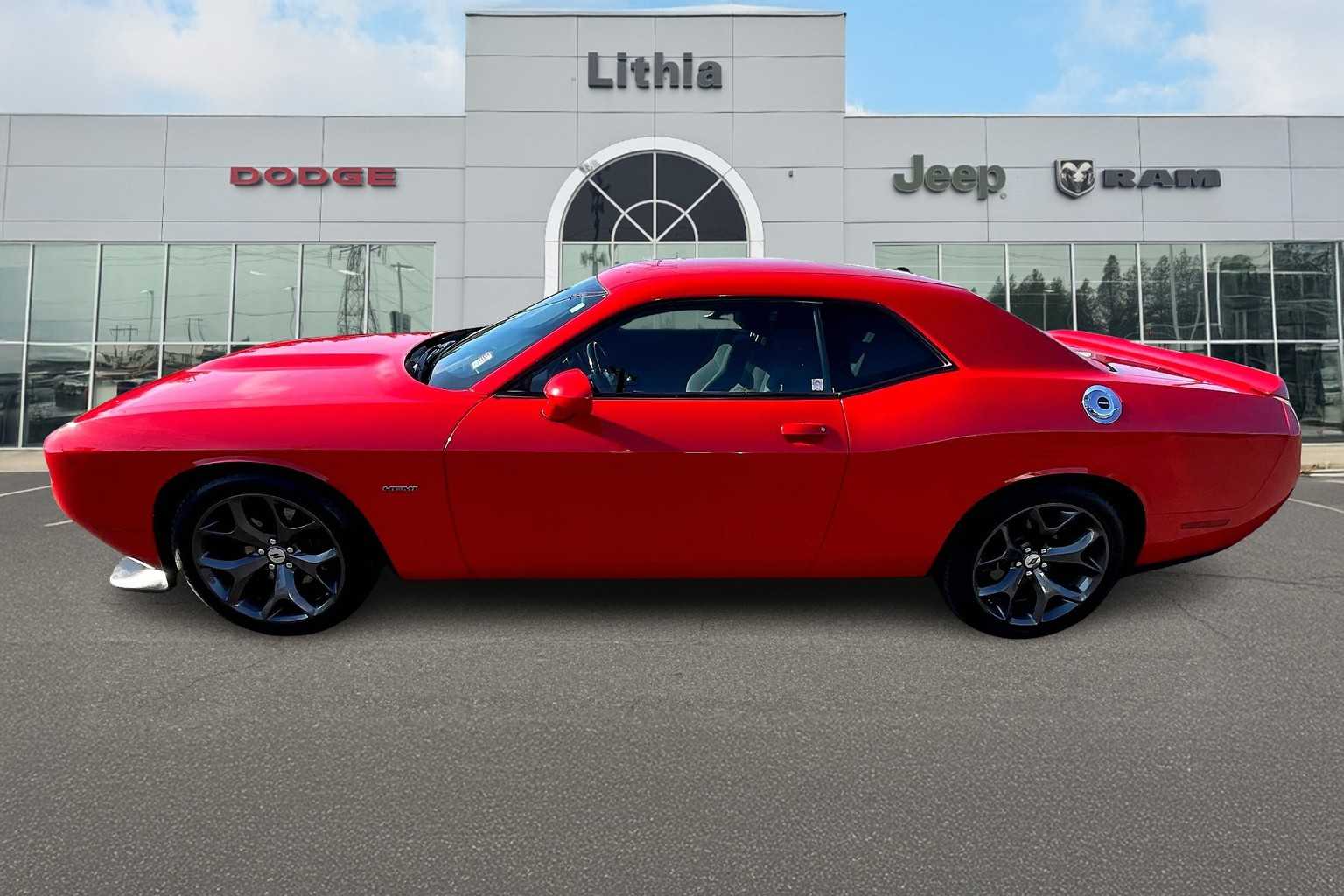 2019 Dodge Challenger R/T photo 3