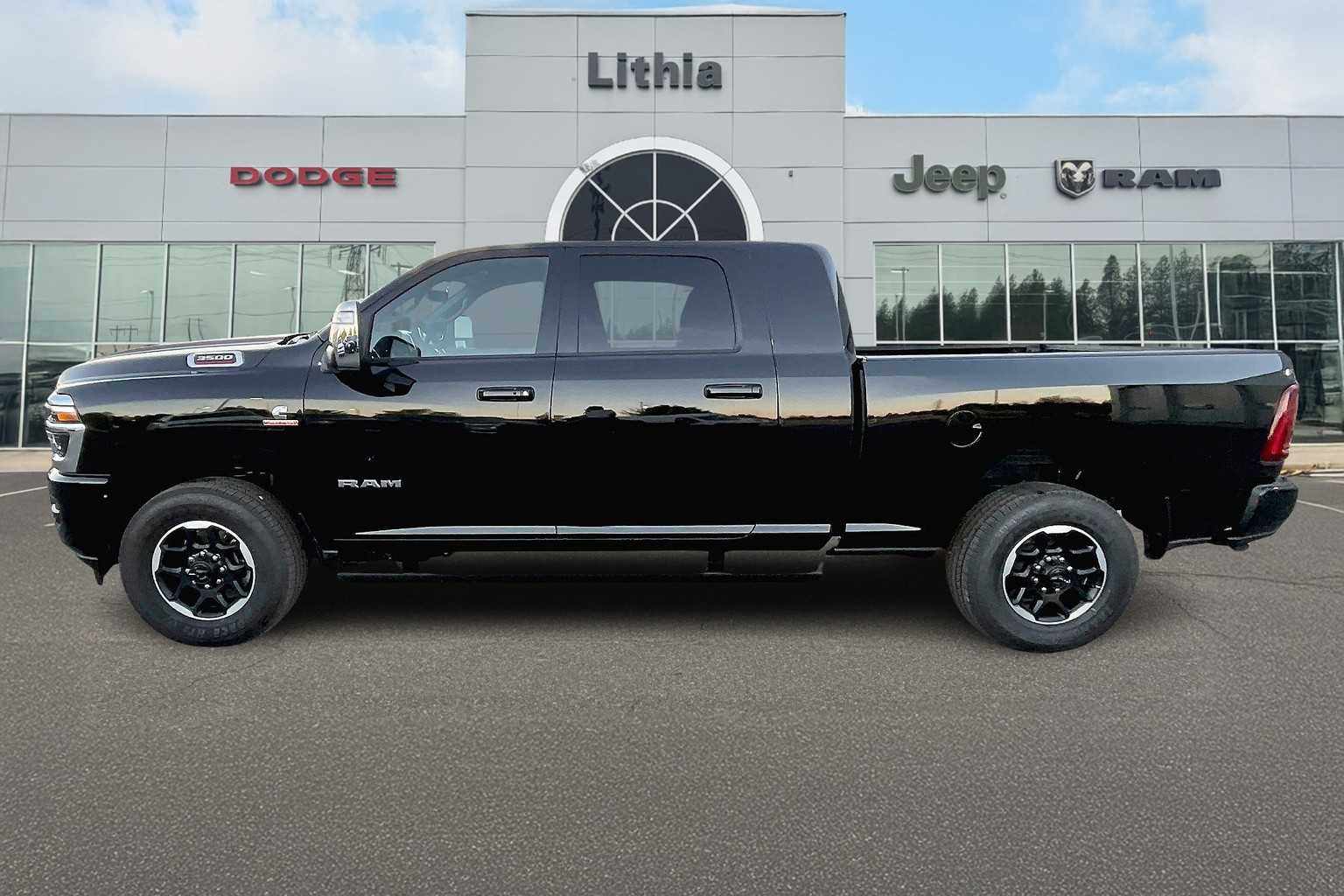 Thumbnail: 2026 RAM 3500 - 3