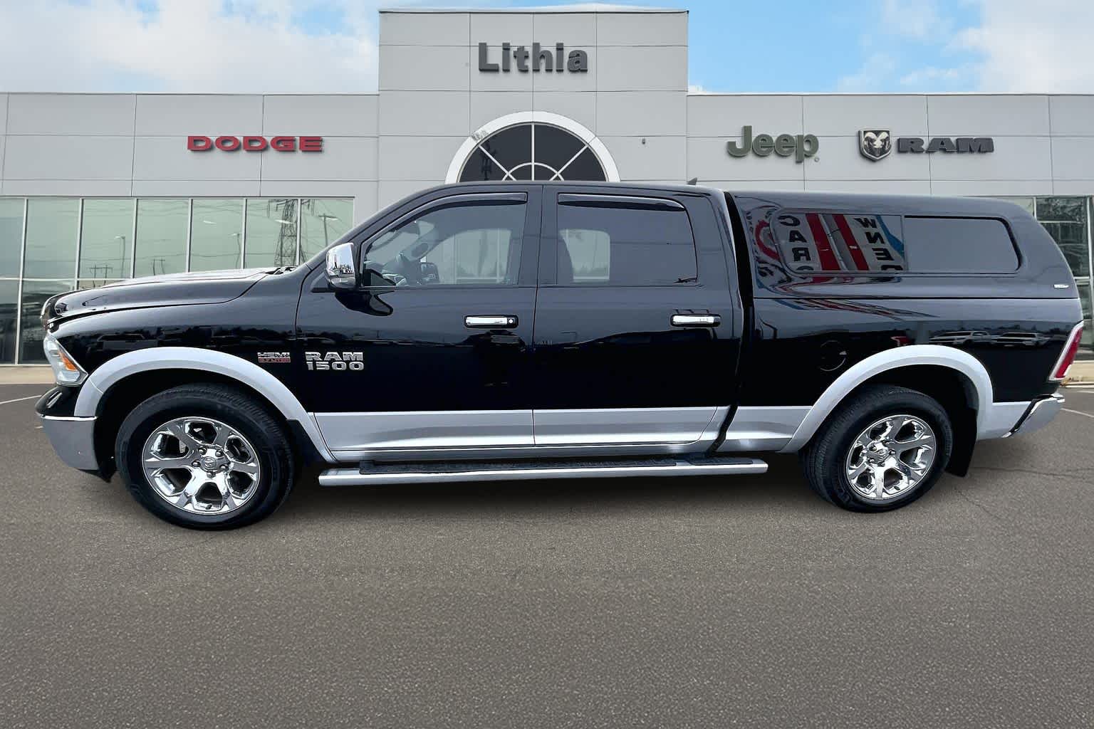 2013 Ram 1500 Laramie photo 3