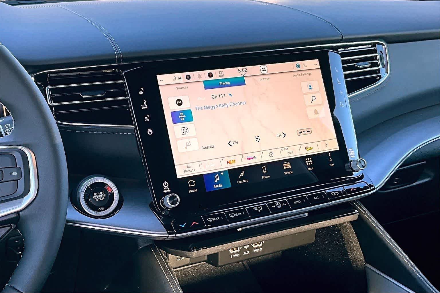 Thumbnail: 2026 Jeep Grand Wagoneer L - 16