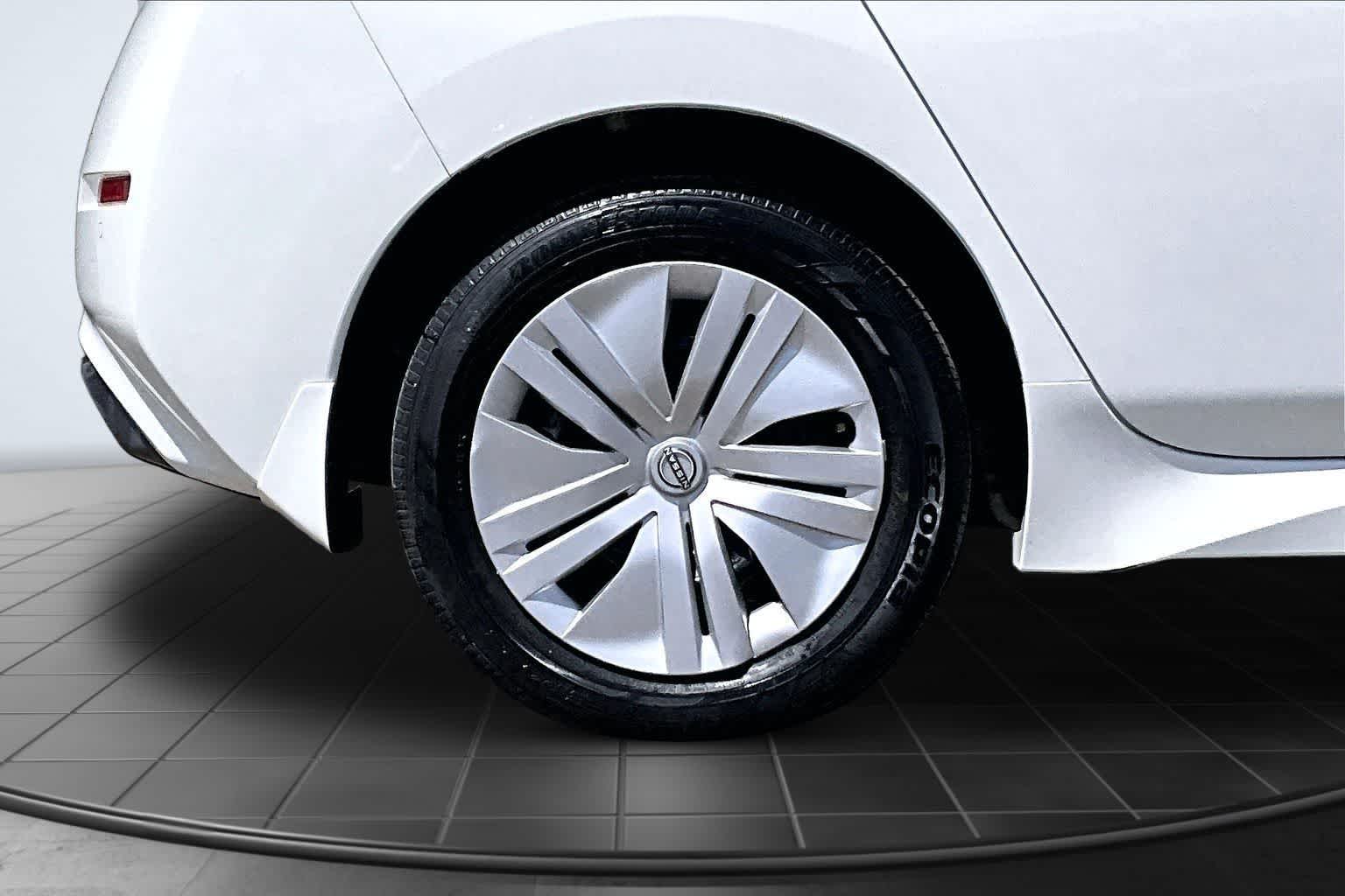Thumbnail: 2024 Nissan Leaf - 36