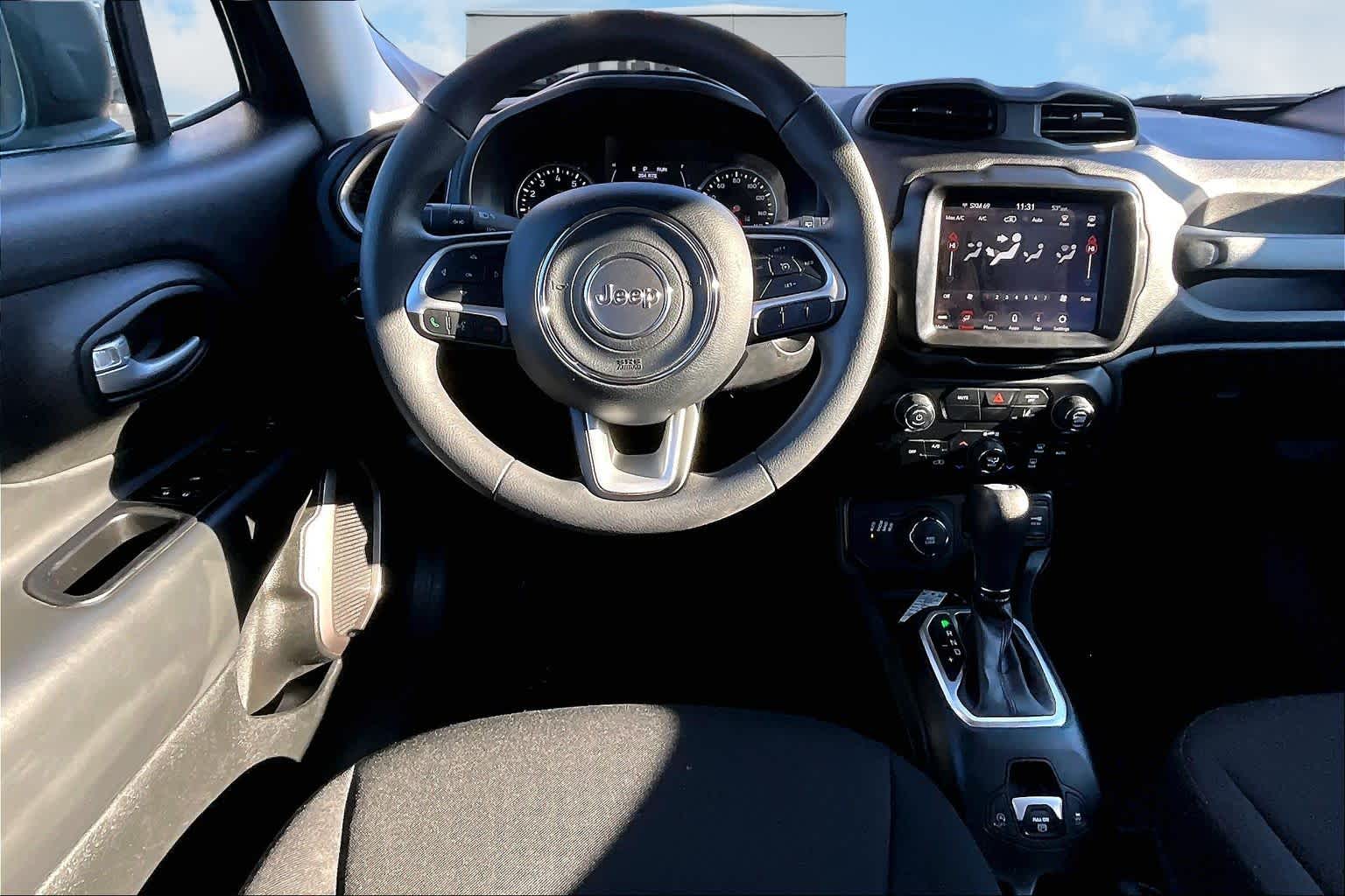 Thumbnail: 2023 Jeep Renegade - 15