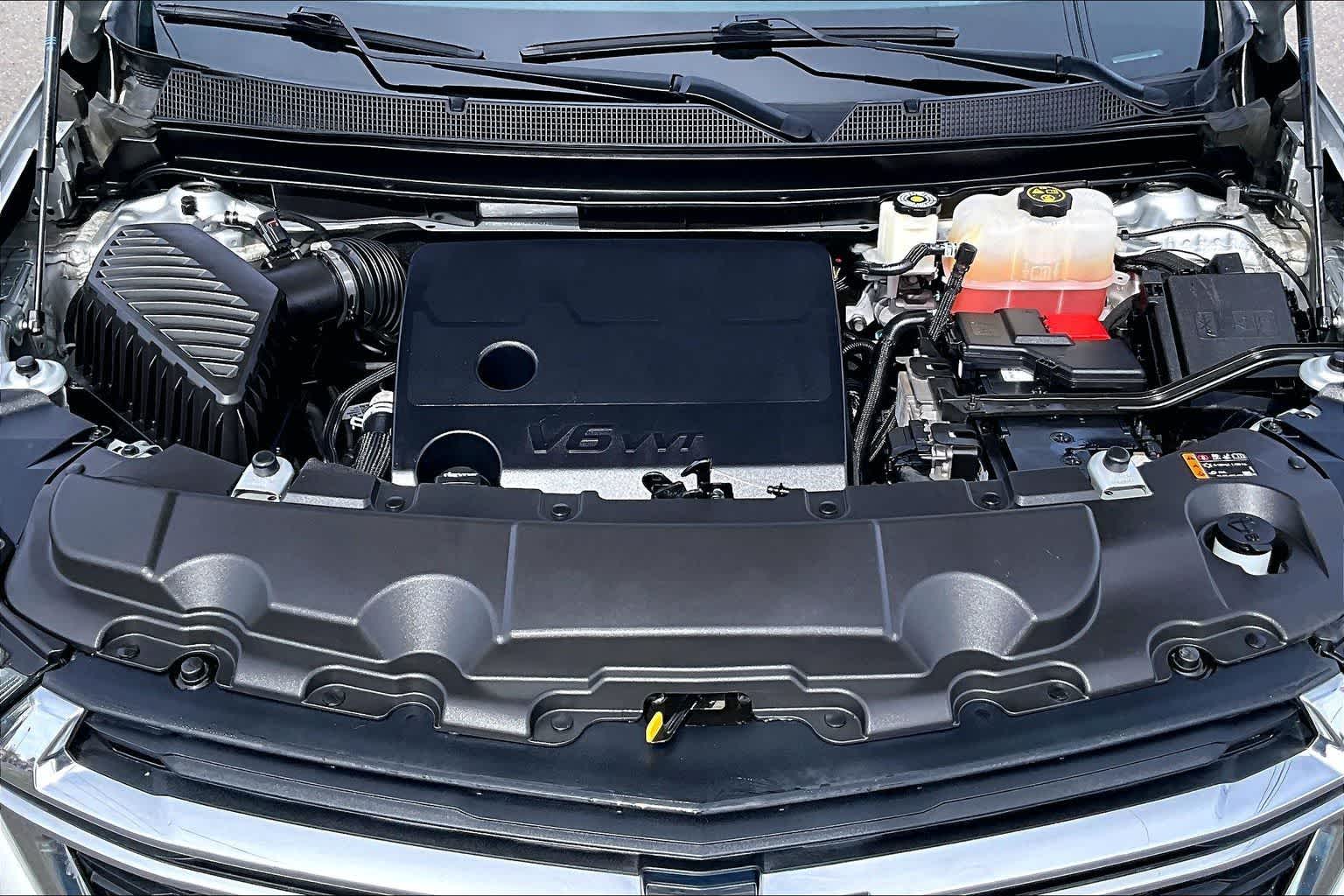 Thumbnail: 2022 Chevrolet Traverse - 9