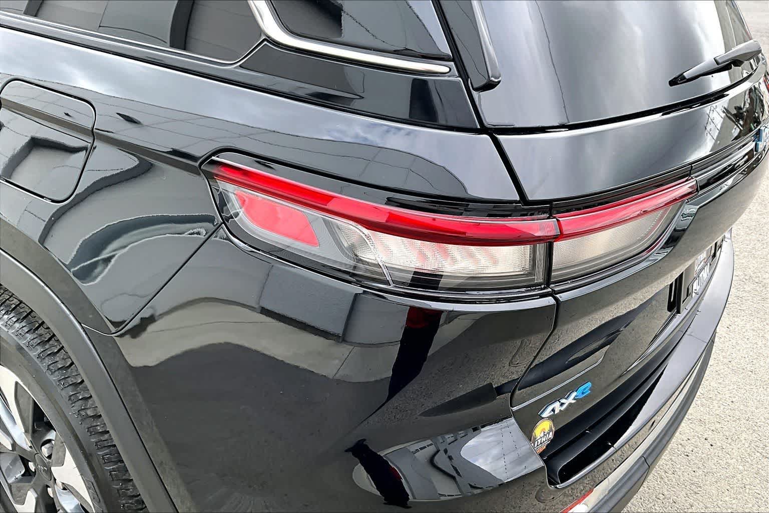 Thumbnail: 2022 Jeep Grand Cherokee - 31