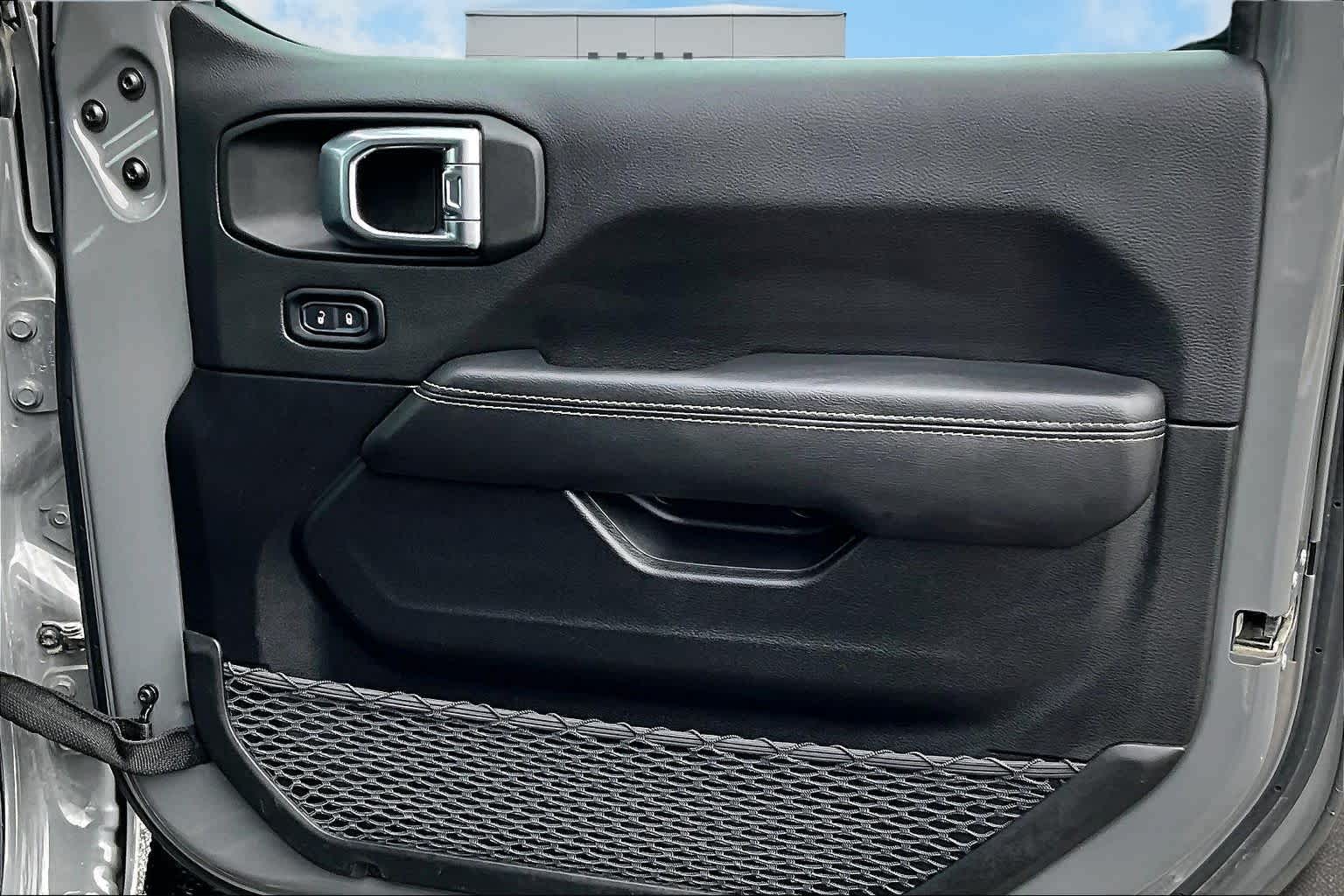 Thumbnail: 2023 Jeep Wrangler - 29