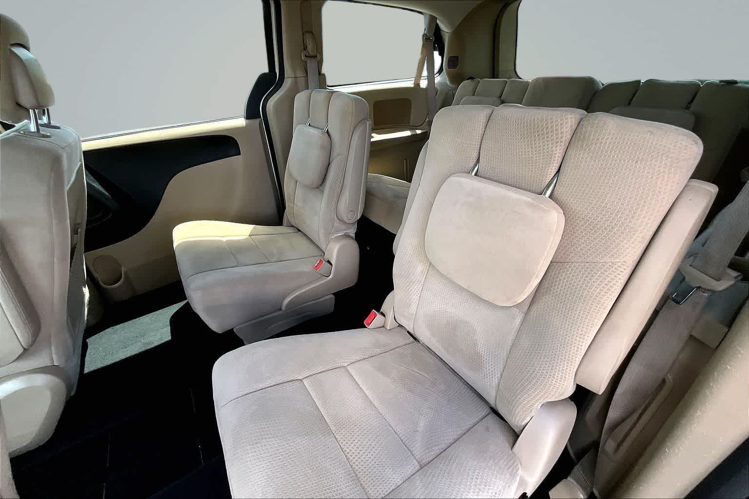 Thumbnail: 2013 Dodge Grand Caravan - 13