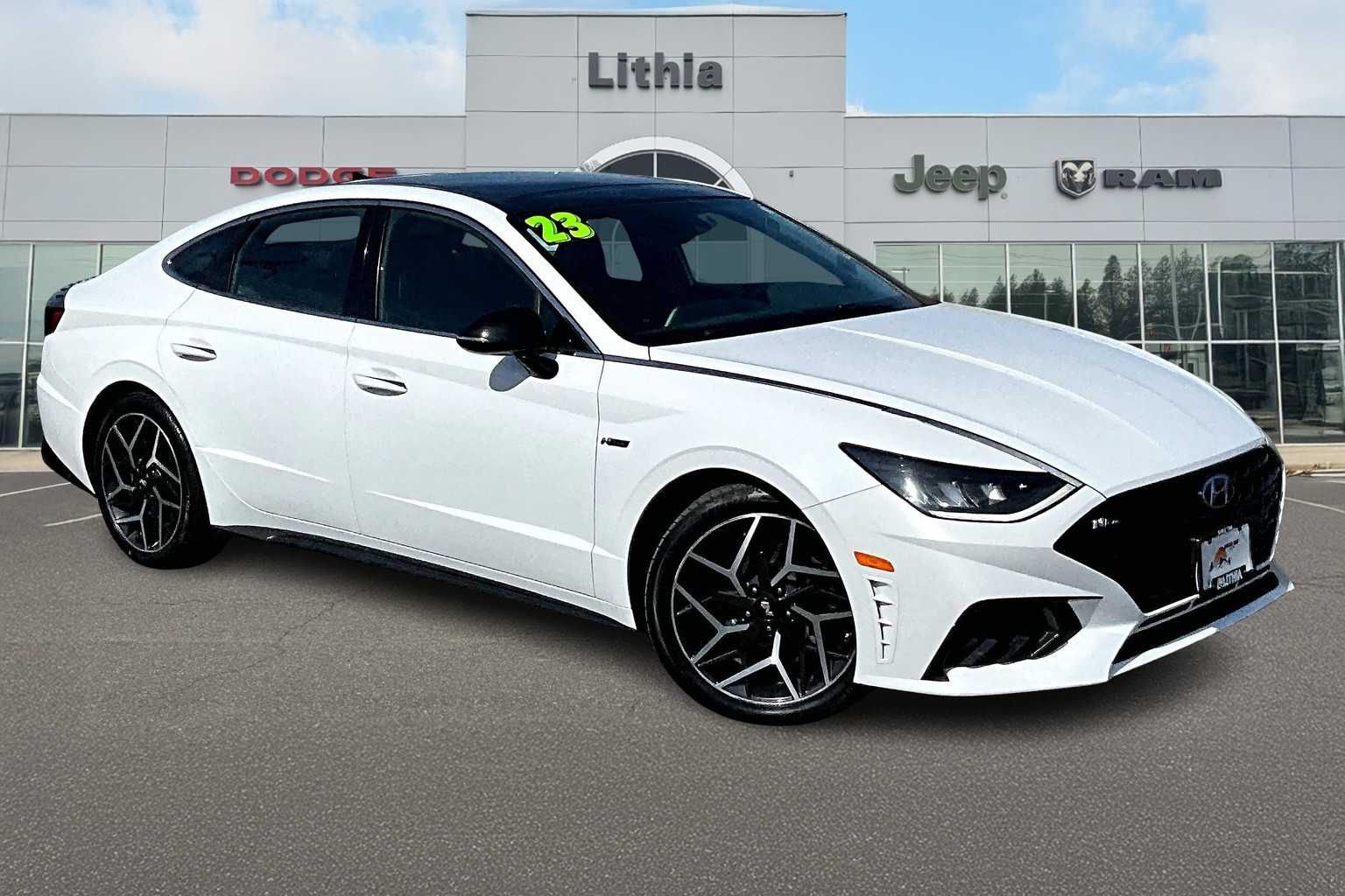 2023 Hyundai Sonata N Line photo 2