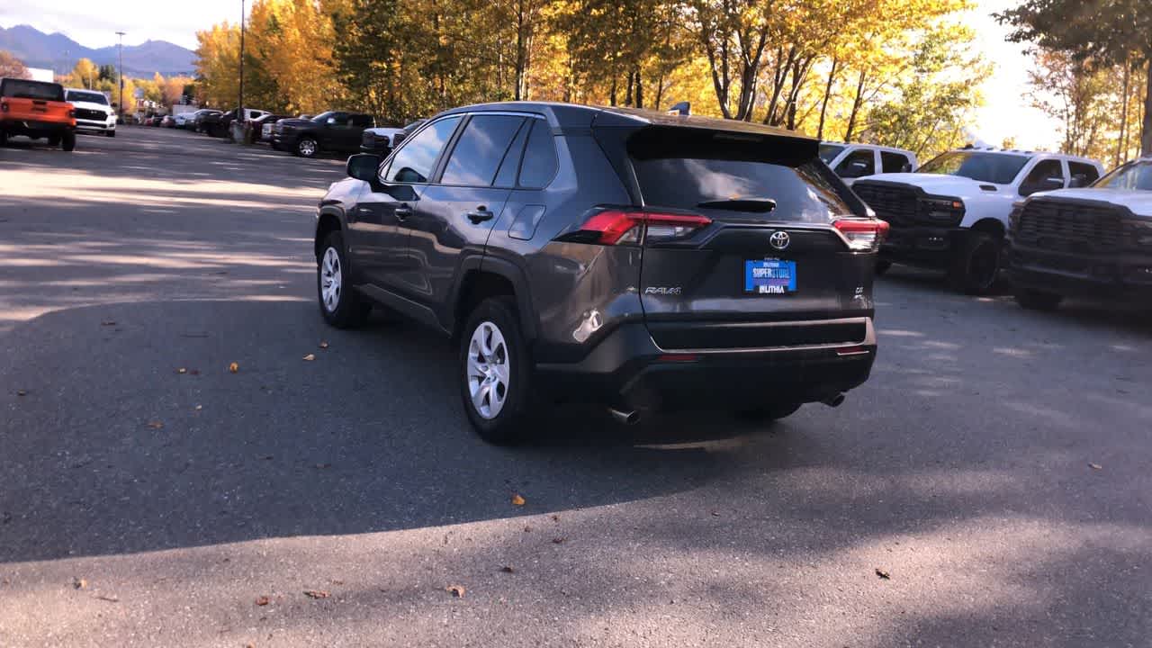 Thumbnail: 2024 Toyota RAV4 - 11