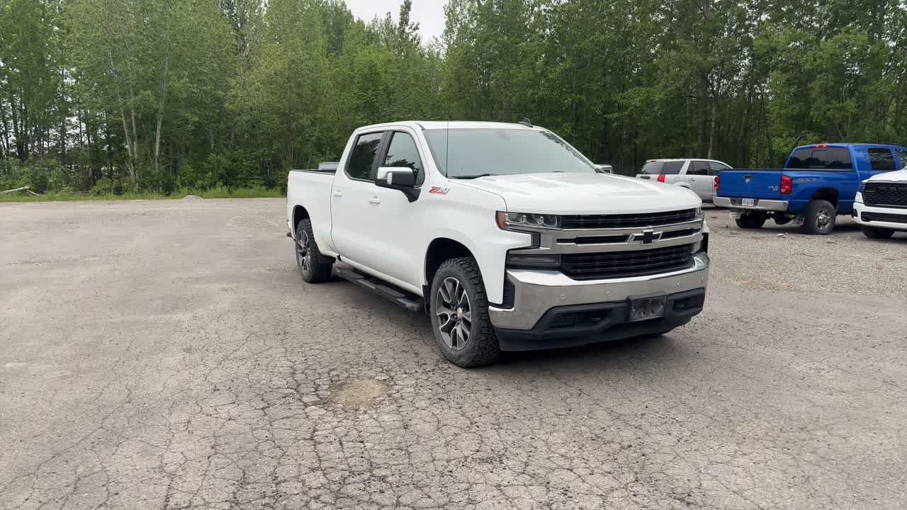 Thumbnail: 2020 Chevrolet Silverado 1500 - 3