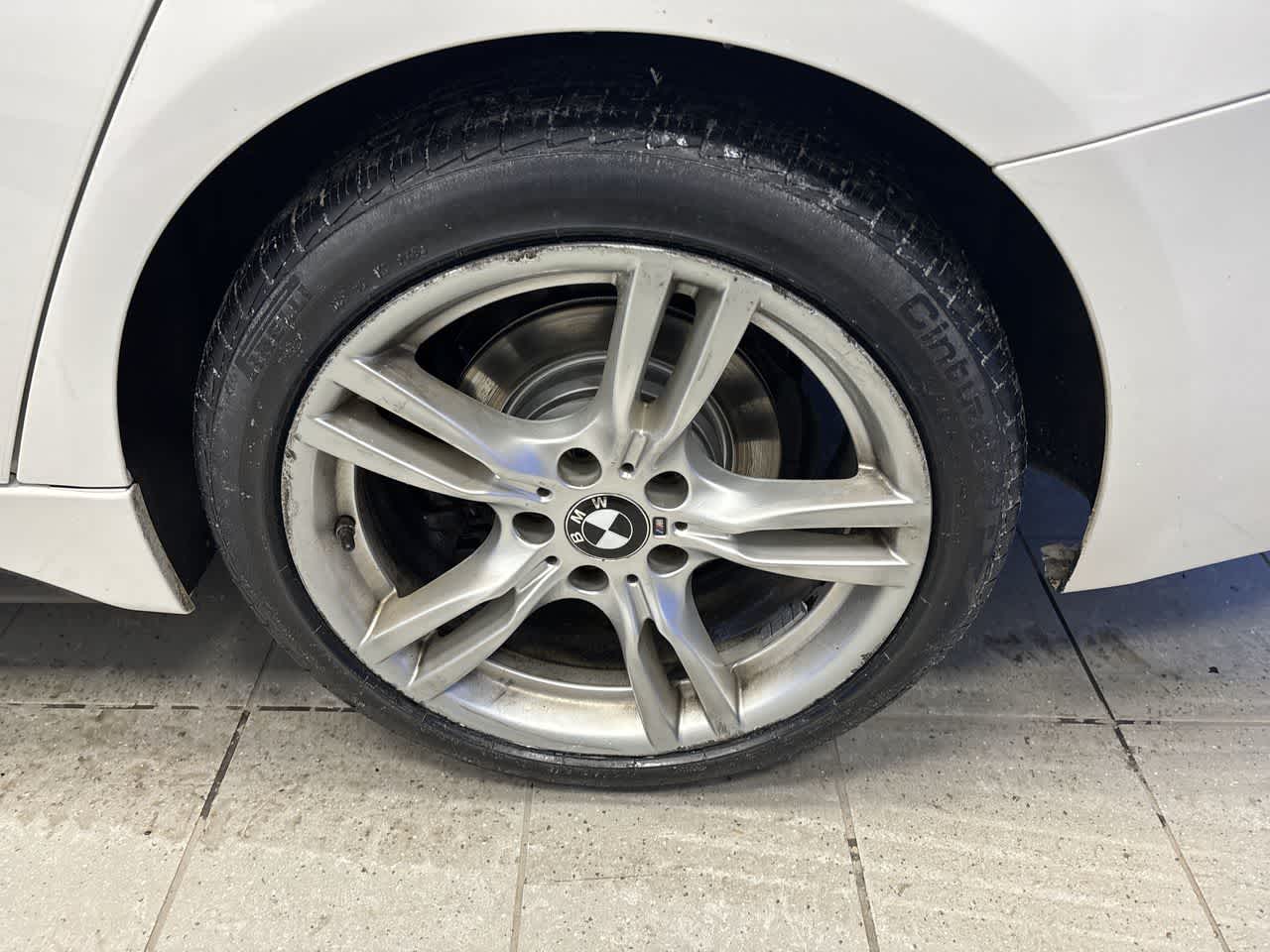 Thumbnail: 2013 BMW 3 Series - 20