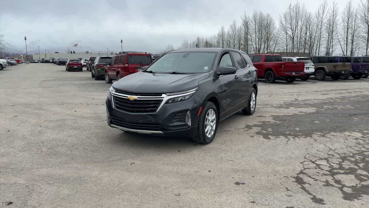 Thumbnail: 2022 Chevrolet Equinox - 5