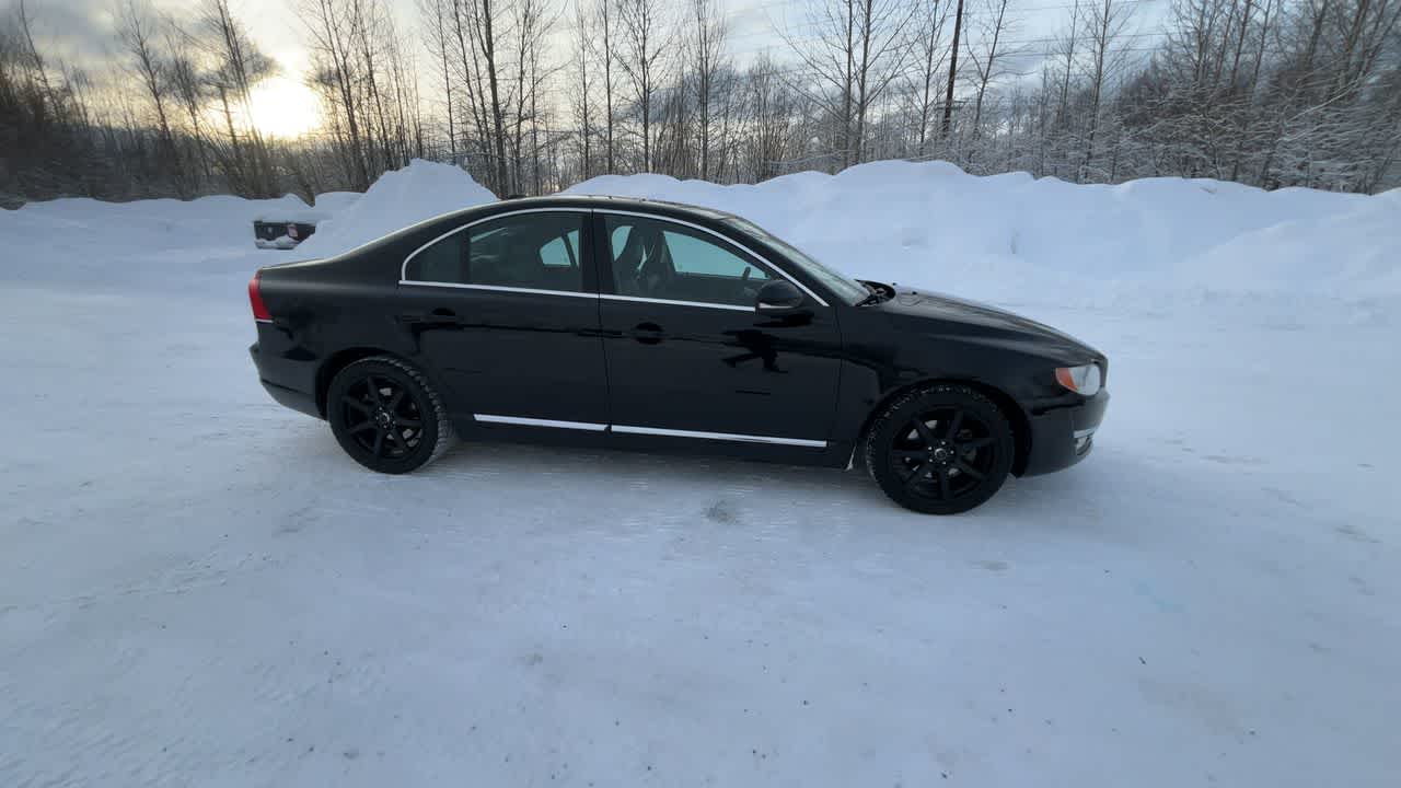 Thumbnail: 2016 Volvo S80 - 17