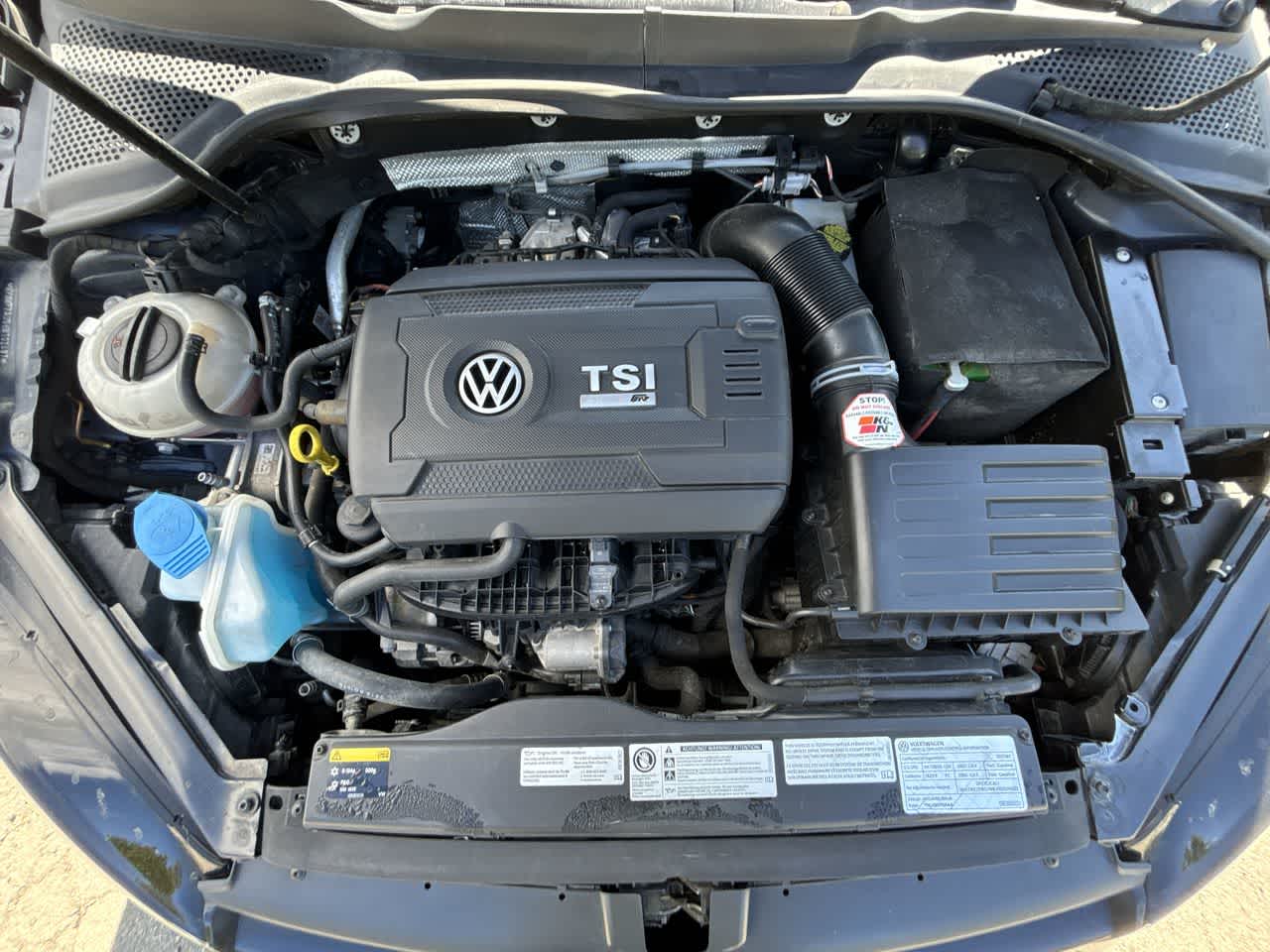Thumbnail: 2017 Volkswagen Golf - 23