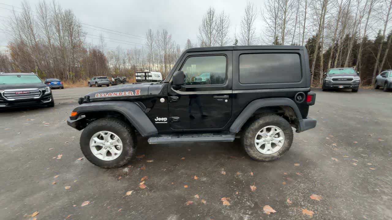 Thumbnail: 2021 Jeep Wrangler - 8