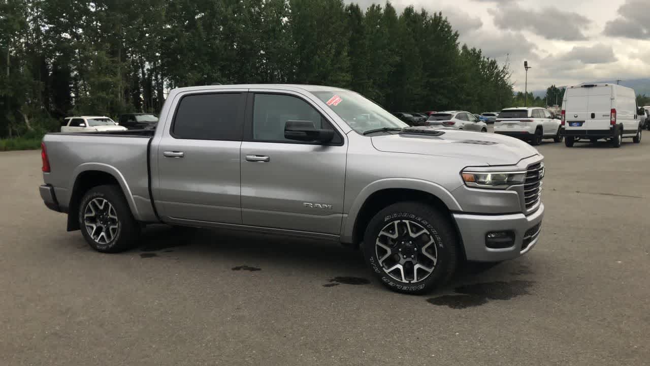 Thumbnail: 2025 RAM 1500 - 17