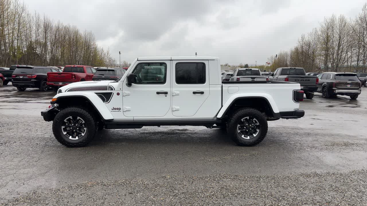 Thumbnail: 2026 Jeep Gladiator - 8