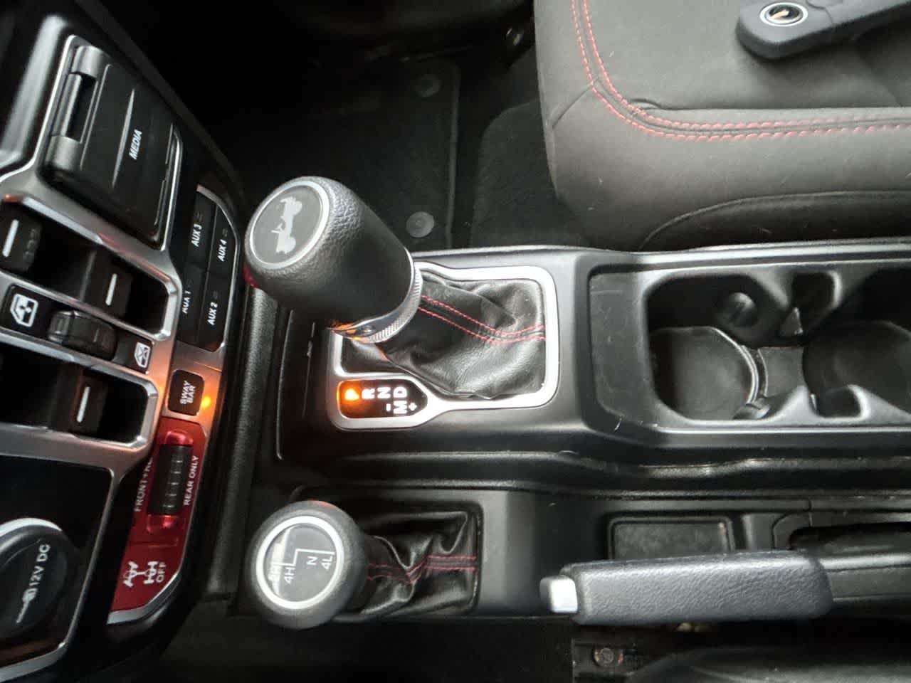 Thumbnail: 2020 Jeep Wrangler - 26