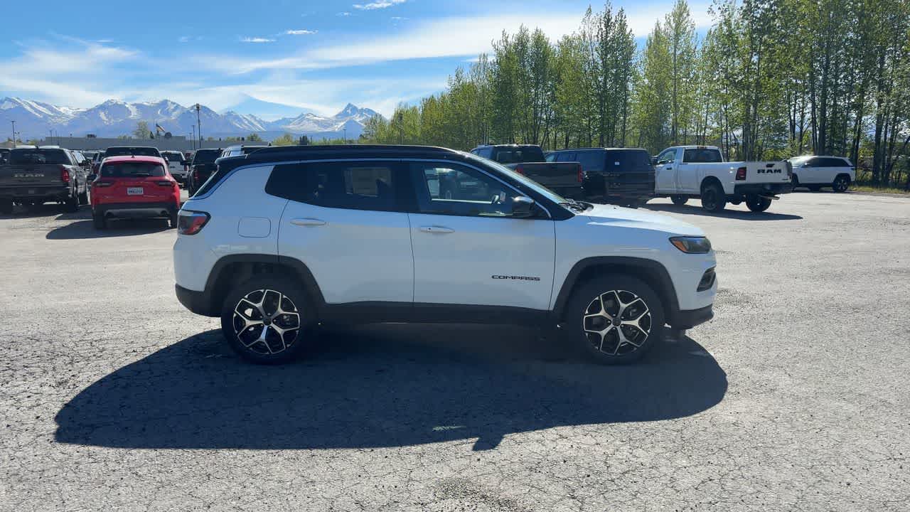 Thumbnail: 2026 Jeep Compass - 16