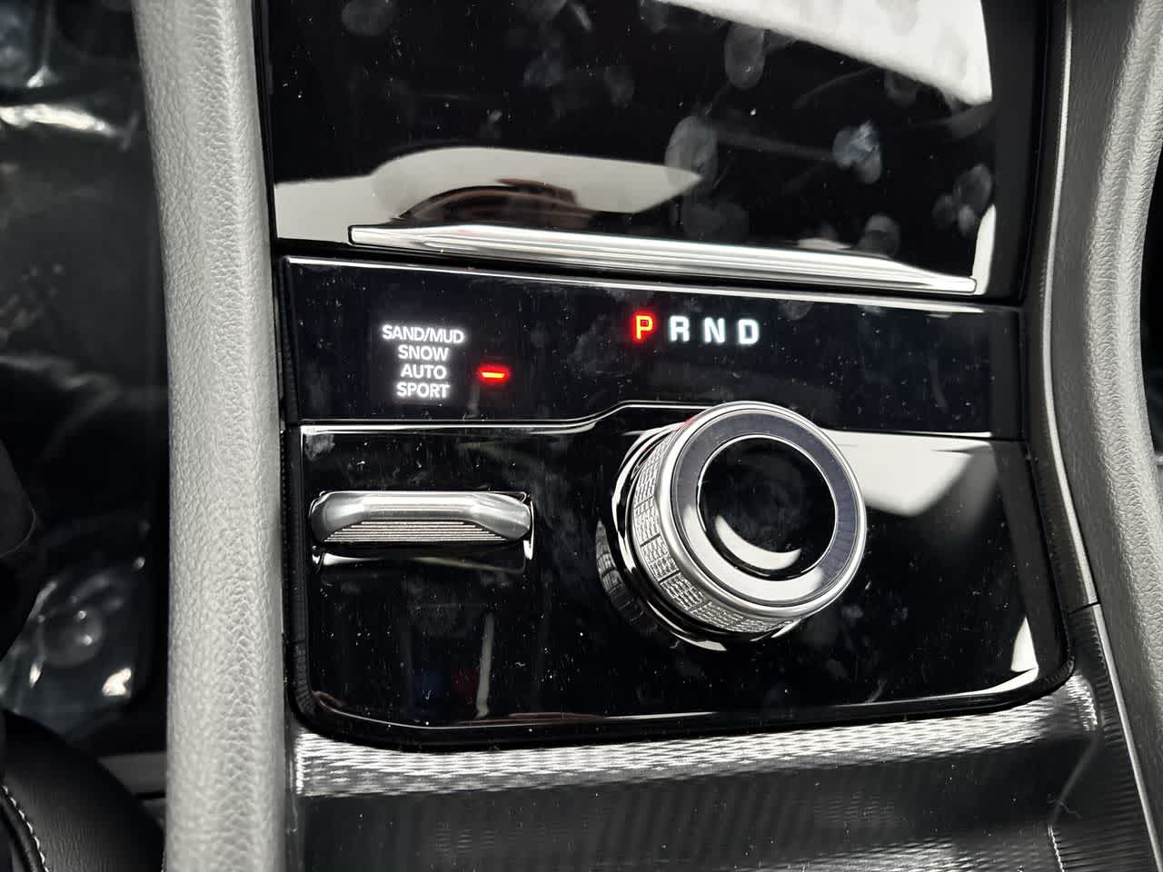 Thumbnail: 2025 Jeep Grand Cherokee - 27