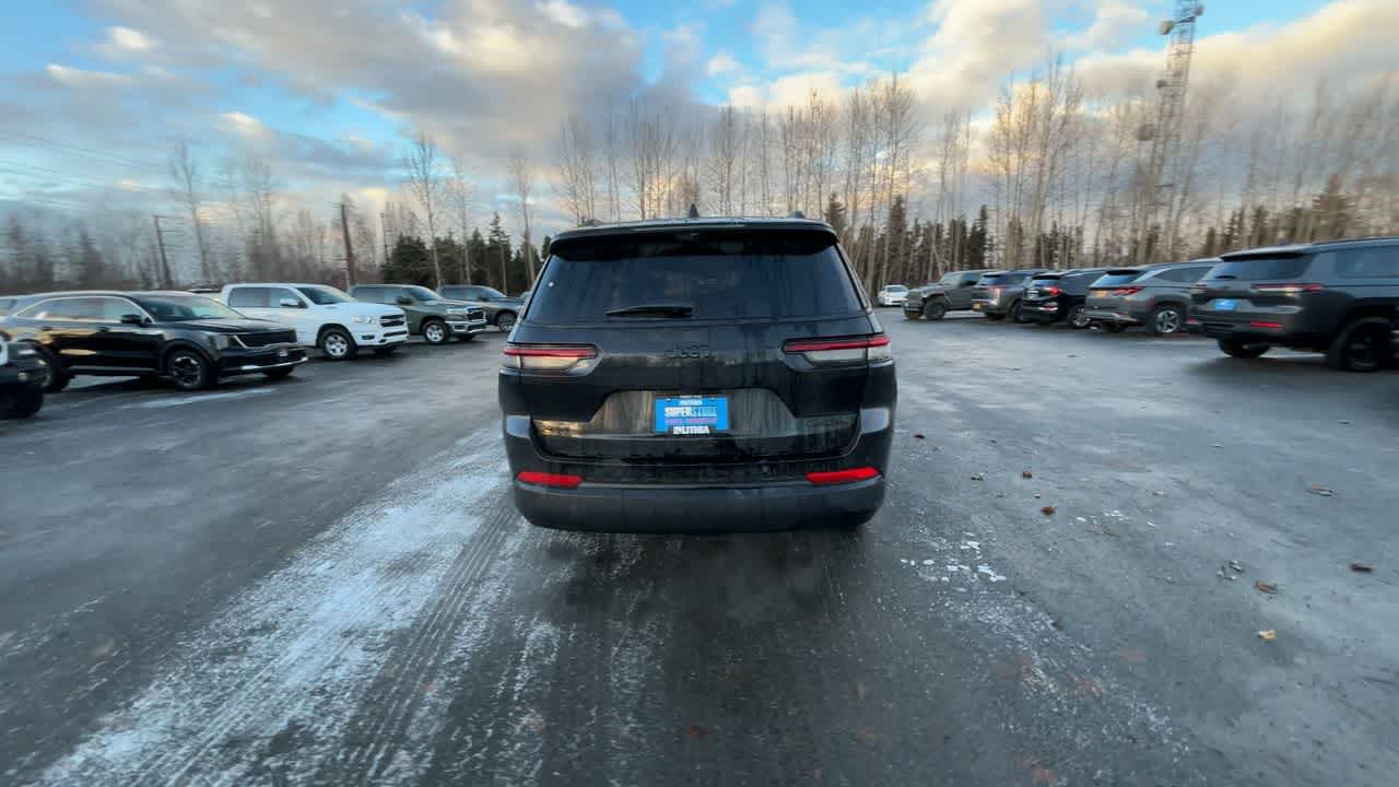 Thumbnail: 2025 Jeep Grand Cherokee - 12