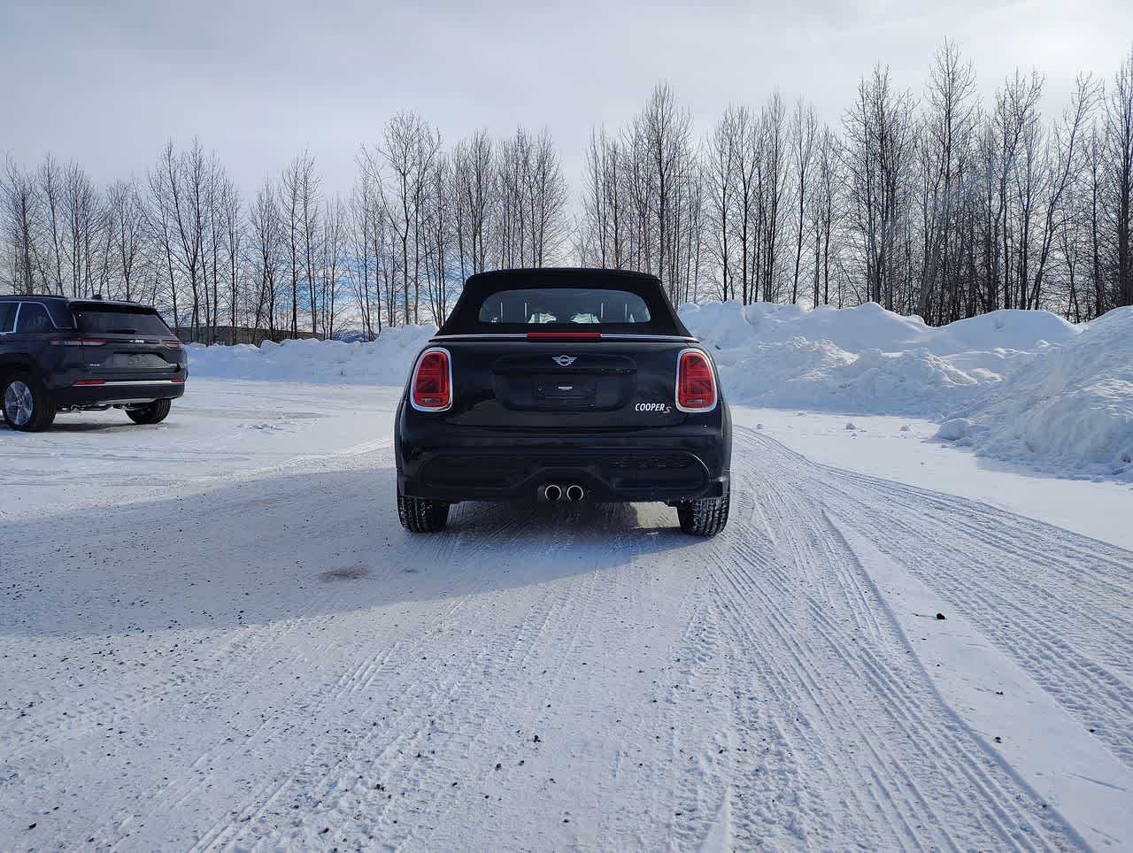 Thumbnail: 2024 MINI Cooper Convertible - 7