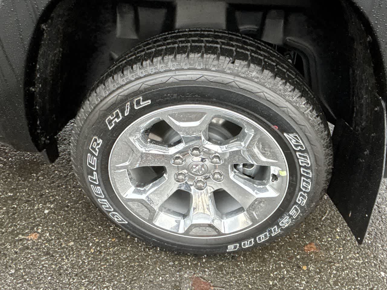 Thumbnail: 2025 RAM 1500 - 21