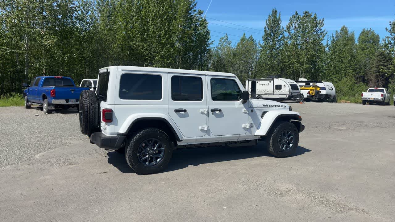 Thumbnail: 2026 Jeep Wrangler - 15