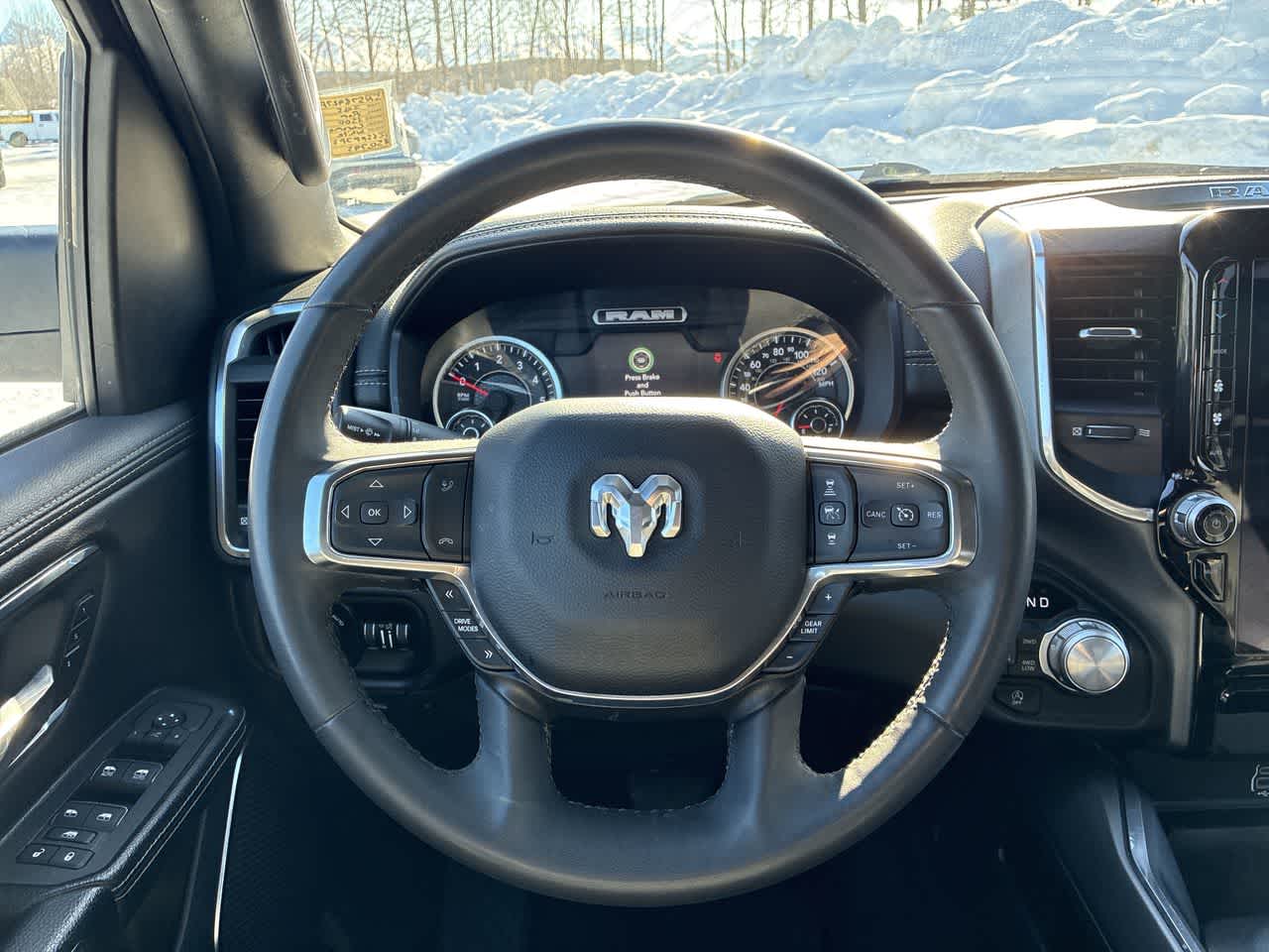 Thumbnail: 2025 RAM 1500 - 17