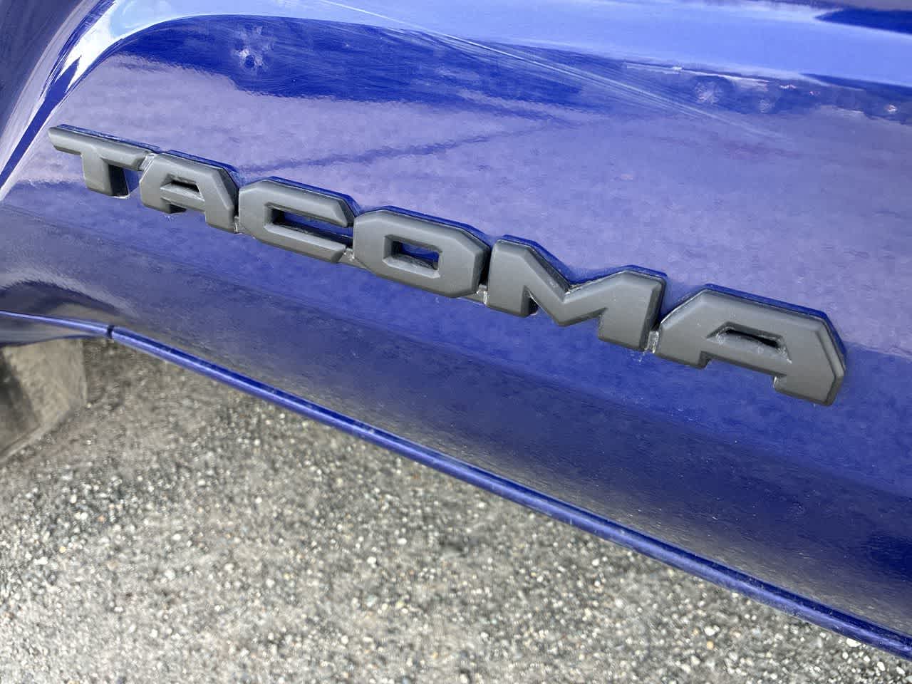 Thumbnail: 2024 Toyota Tacoma - 10