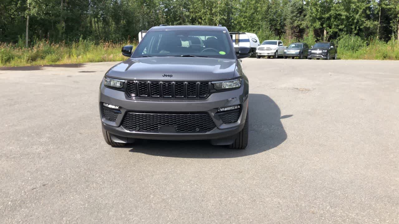 Thumbnail: 2025 Jeep Grand Cherokee - 4