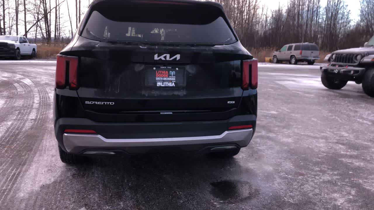 Thumbnail: 2024 Kia Sorento - 11