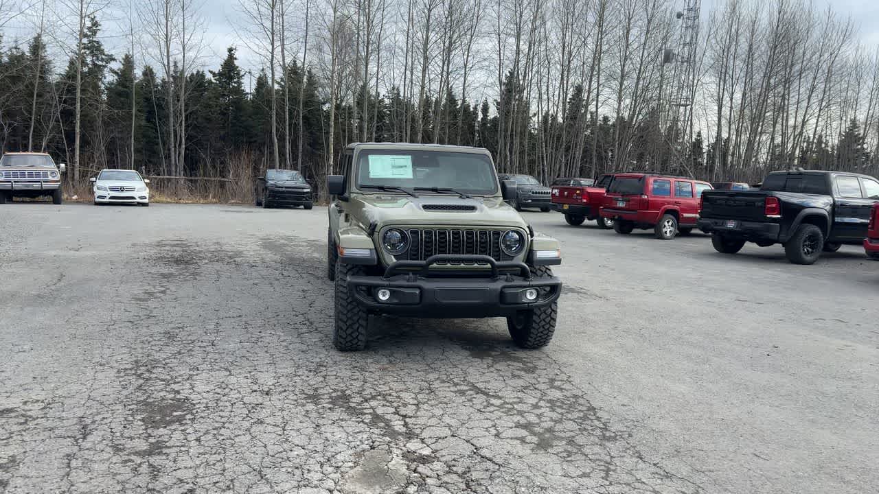 Thumbnail: 2026 Jeep Gladiator - 4