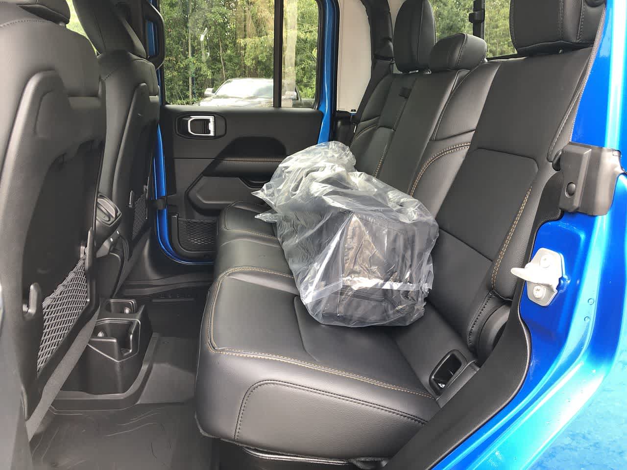 Thumbnail: 2025 Jeep Gladiator - 22