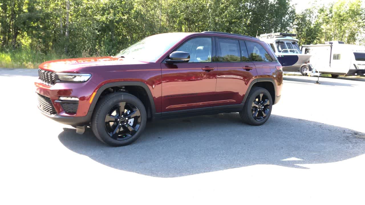 Thumbnail: 2025 Jeep Grand Cherokee - 6