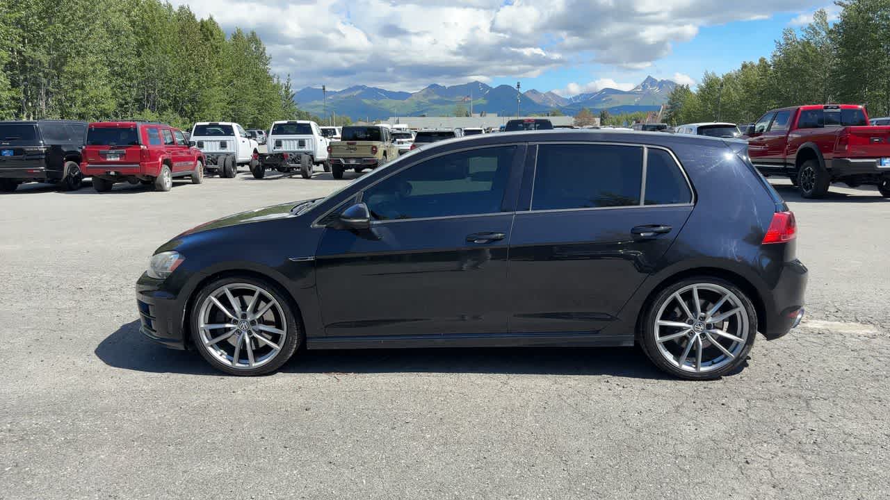 Thumbnail: 2017 Volkswagen Golf - 8
