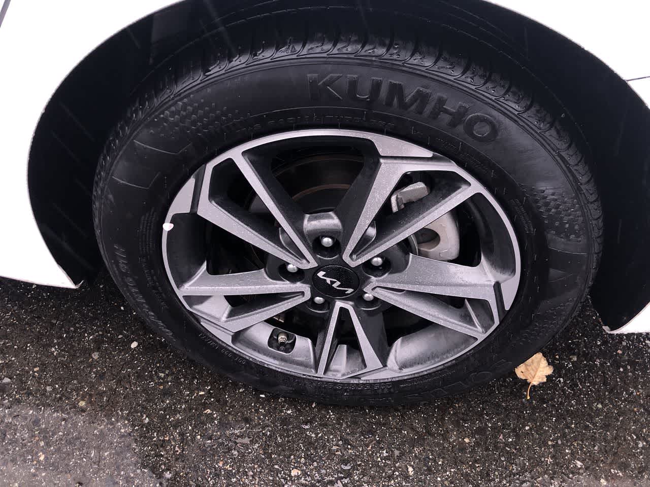 Thumbnail: 2024 Kia Forte - 21