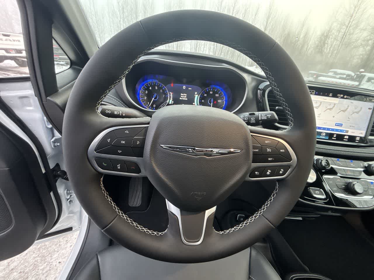 Thumbnail: 2026 Chrysler Pacifica - 25