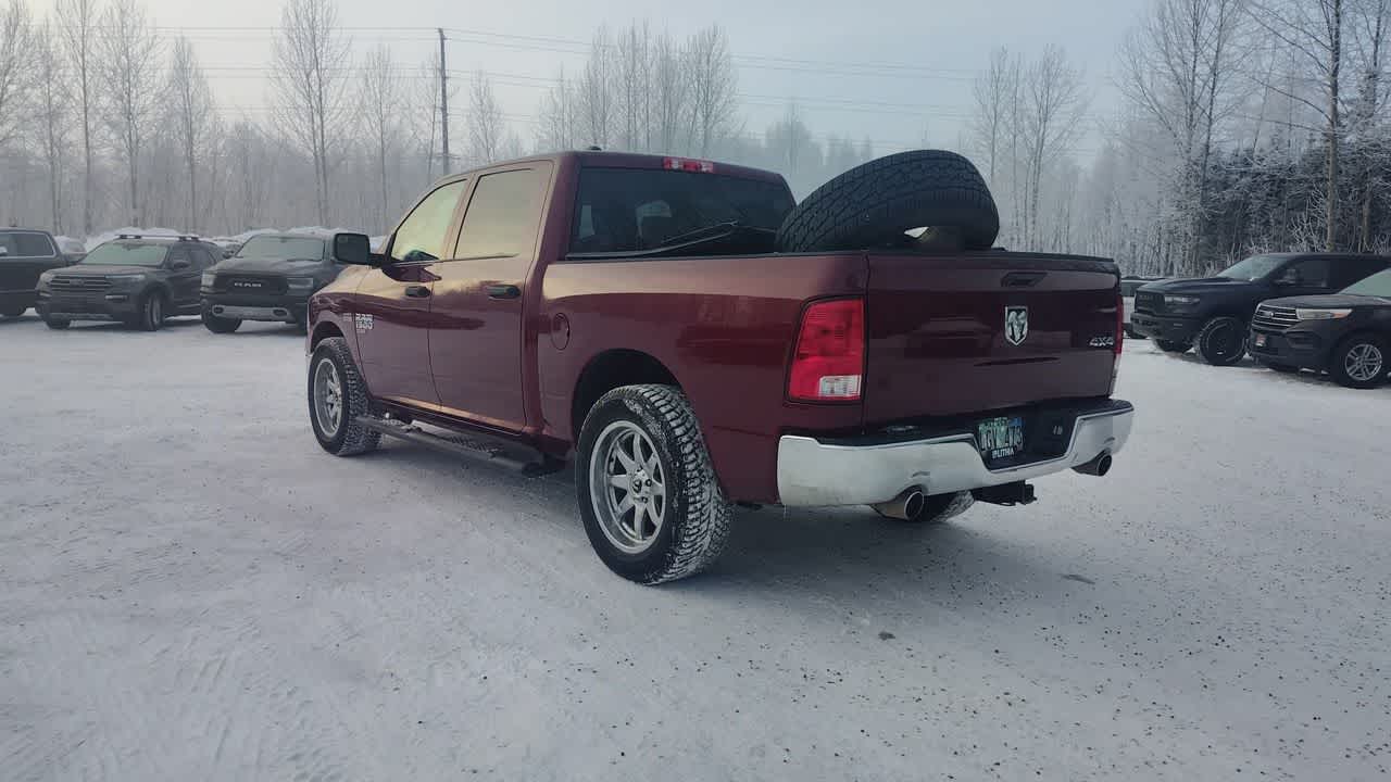 Thumbnail: 2020 RAM 1500 Classic - 10