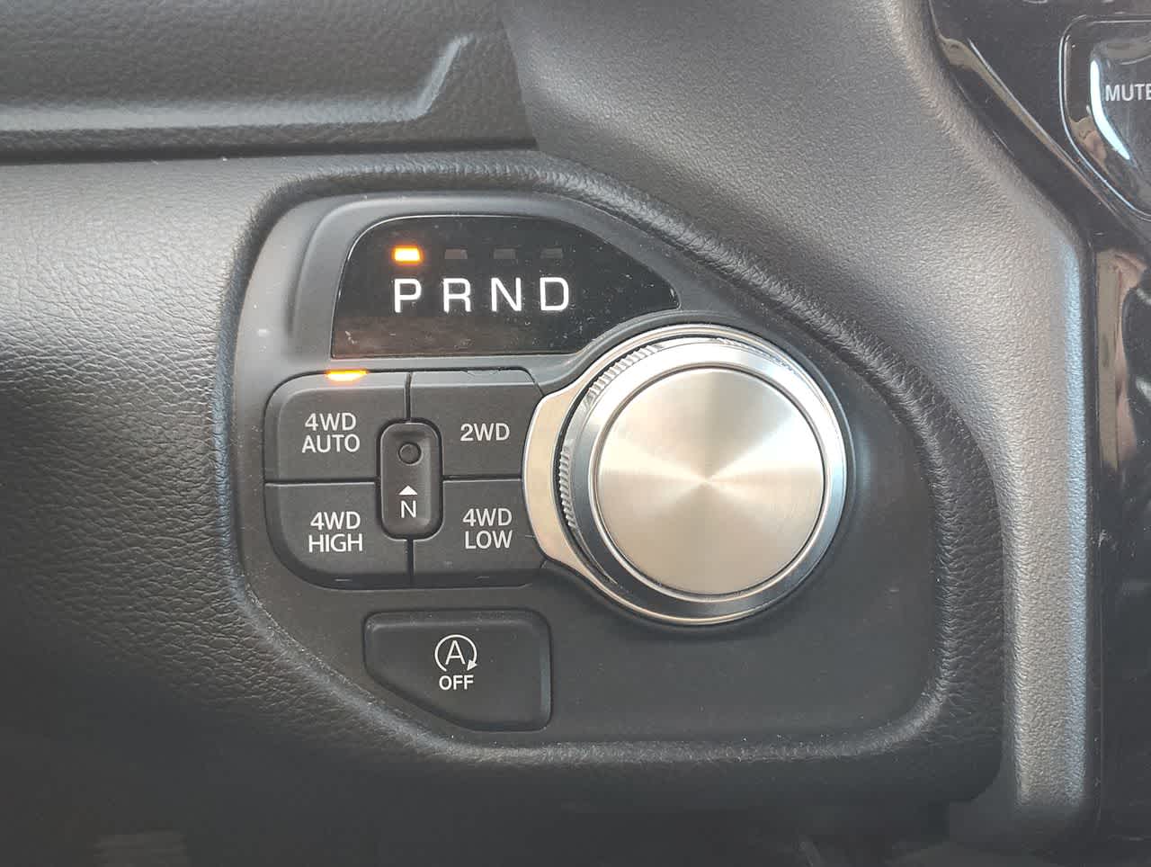 Thumbnail: 2025 RAM 1500 - 27