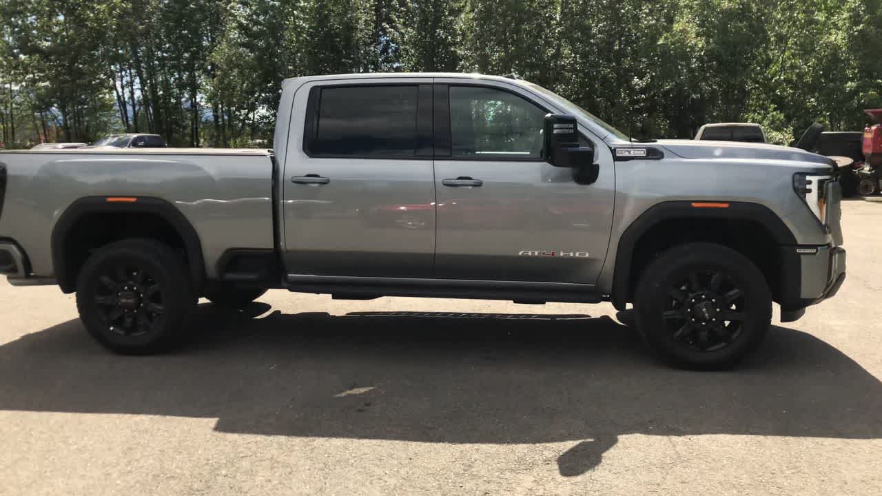 Thumbnail: 2025 GMC Sierra 2500 - 16