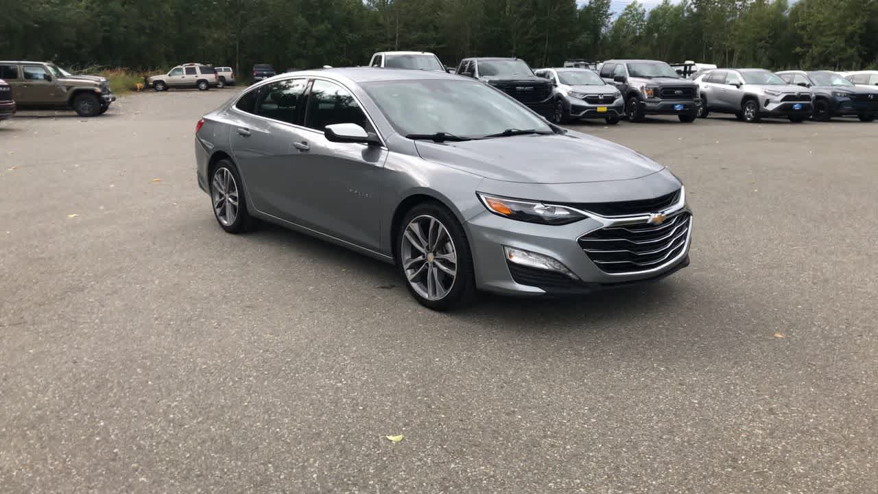 2023 Chevrolet Malibu 1LT photo 3