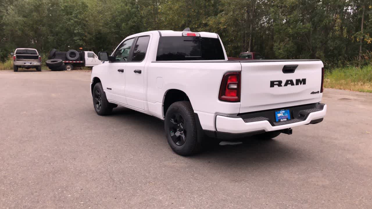 Thumbnail: 2025 RAM 1500 - 10